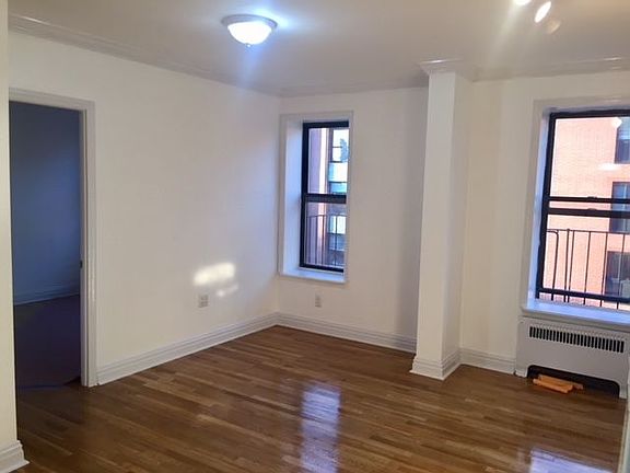 2nd image of 748 E 9th St APT 3D