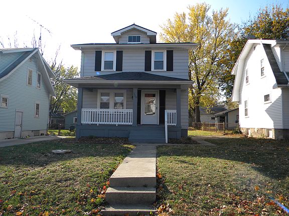 4th image of 304 Knecht Dr