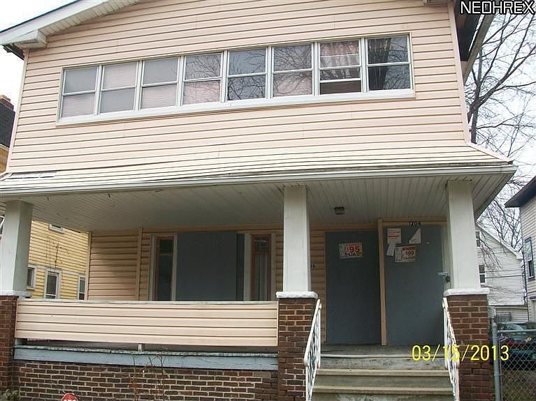 2nd image of 1204 E 146th St