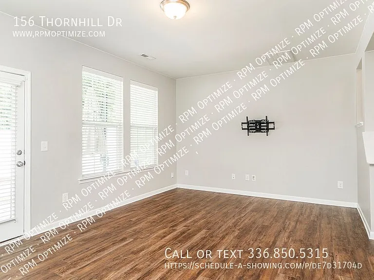 156 Thornhill Dr — Photo 20
