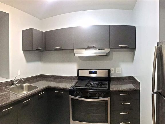 5th image of 170 E 105th St APT 1C
