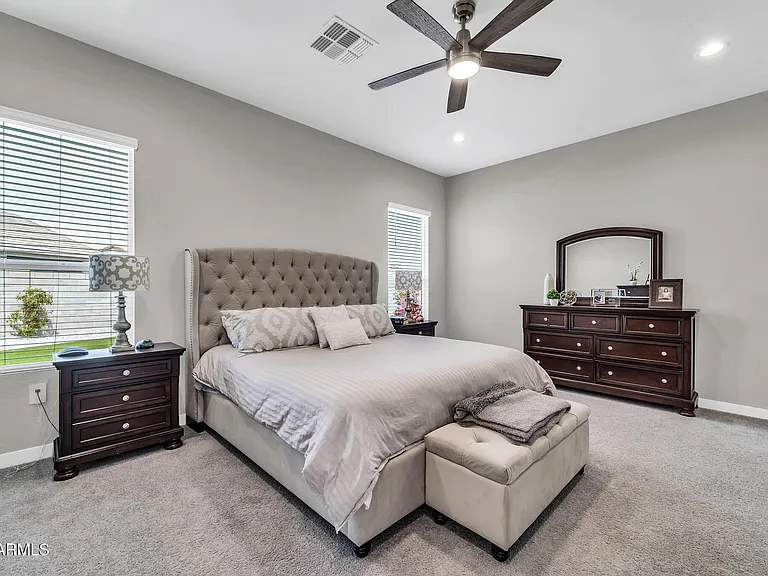 10518 W Albert Ln — Photo 22