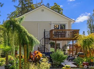 19131 Harris Ave NE, Suquamish, WA 98392