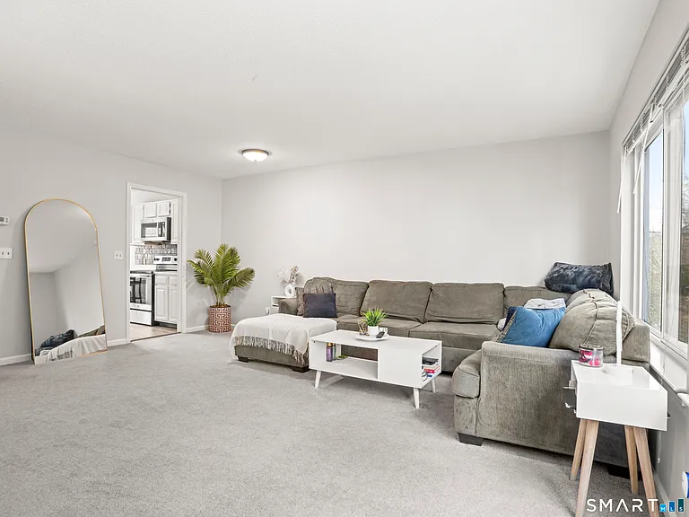 1611 Washington Blvd #2 — Photo 5