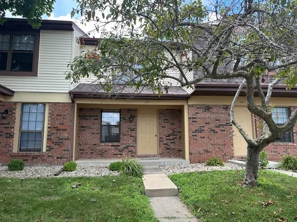 700 N Adelaide St APT 85, Normal, IL 61761