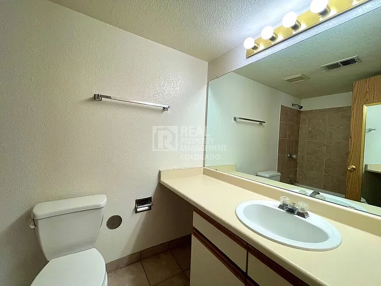4933 S Carson St #103 — Photo 8