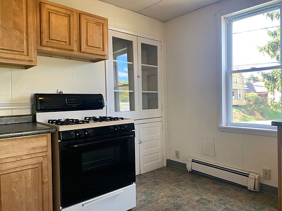 3rd image of 458 Dunkard Ave #B