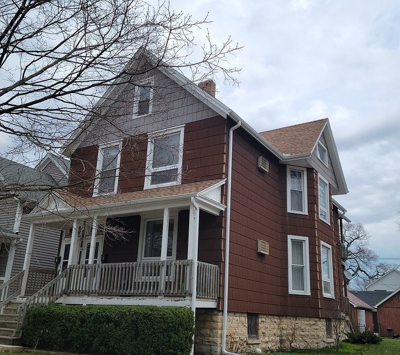 2nd image of 118 Rockford Ave