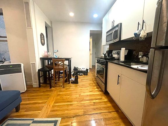 2nd image of 336 E 13th St APT C5