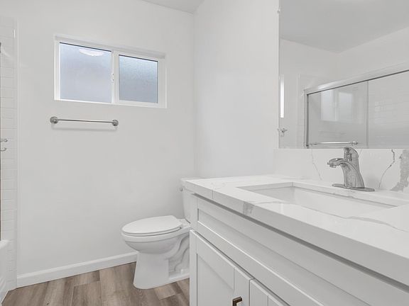 5th image of 139 N Belmont St APT O
