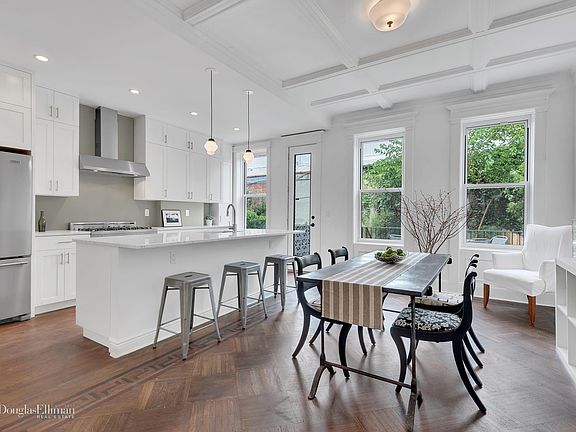 3rd image of 177 Sterling St