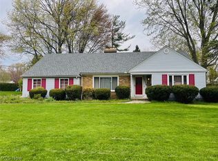 30618 Ashton Ln, Bay Village, OH