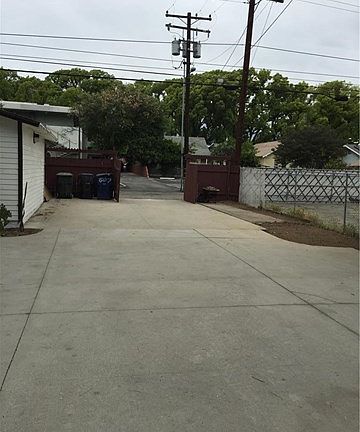 3rd image of 507 E D St