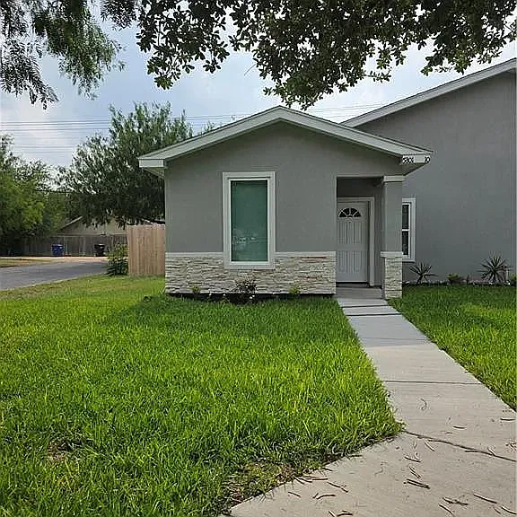 2 bed, 1131 sqft, $1,300 — Photo 1