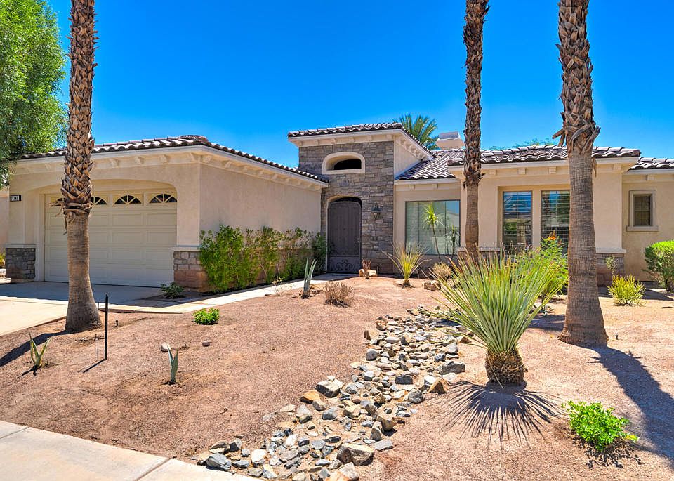 1st image of 74149 Kokopelli Cir