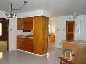 5th image of 10100 Luella Ave