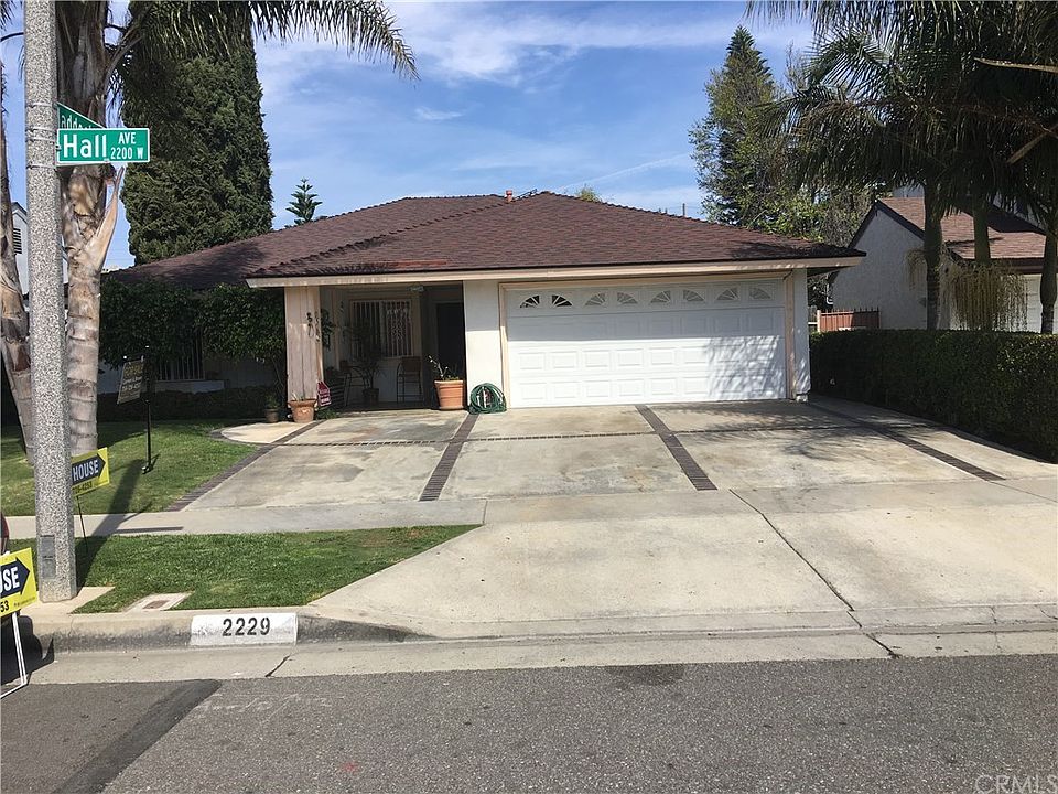 1st image of 2229 W Hall Ave