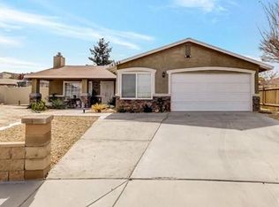 14383 Navarro Ct, Victorville, CA 92395