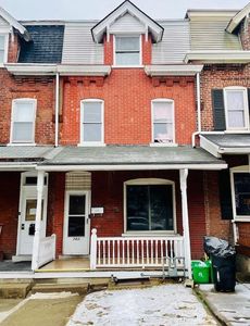 743 1/2 N 4th St, Allentown, PA, 18102