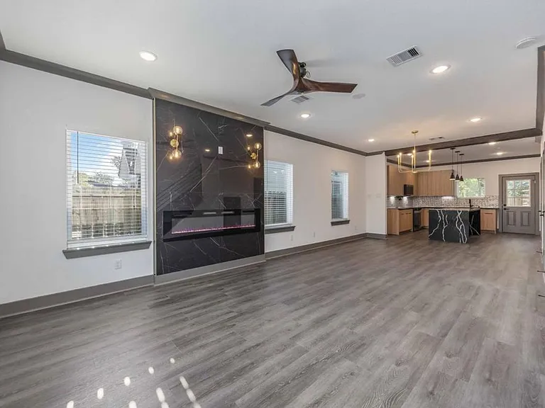 8018 Attwater St #B — Photo 4