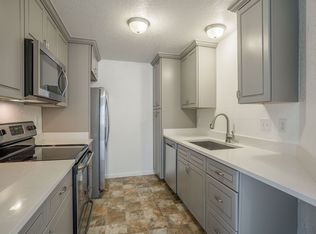 2701 Lincoln Way APT C14, Lynnwood, WA 98087