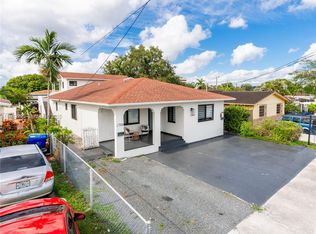 12th St Manors Sec 3, Miami, FL 33126