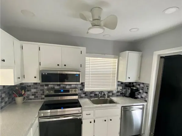 1951 NE 39th Street #120, Lighthouse Point, FL 33064