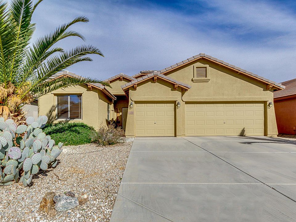 1st image of 1690 W Vineyard Plains Dr
