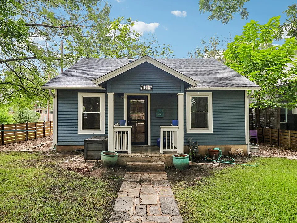 4315 Bellvue Ave