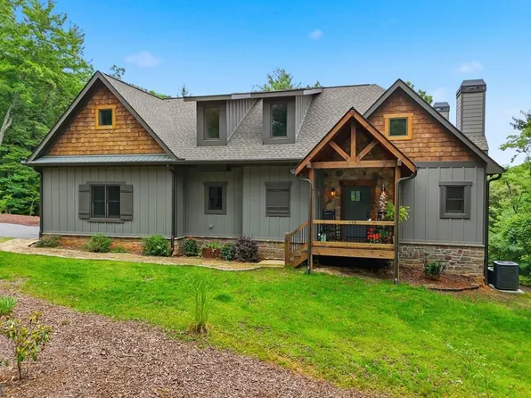 152 Oceola Dr, Ellijay, GA 30540