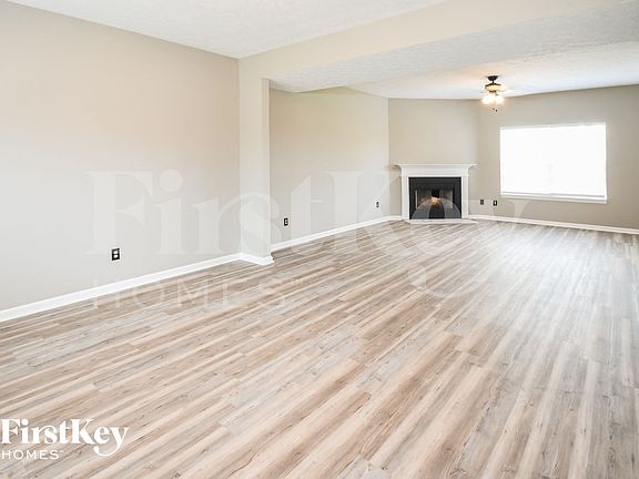 2nd image of 443 N Odell St