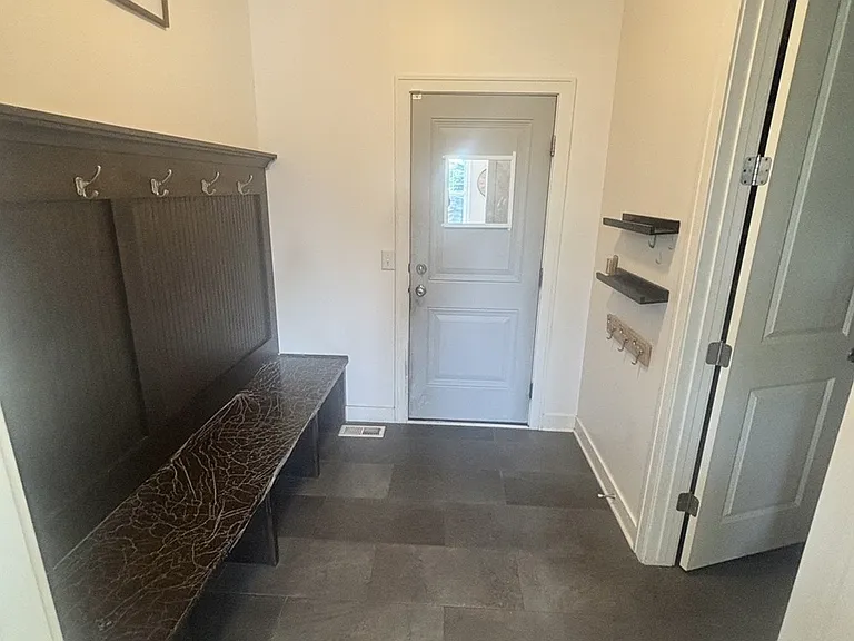9068 Red Oak Trl — Photo 13