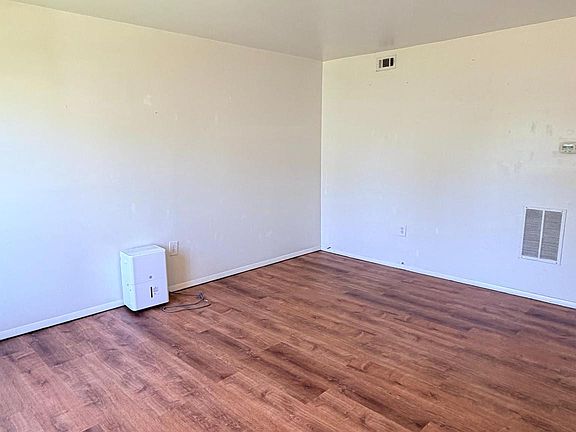 2nd image of 453 Berry Ct