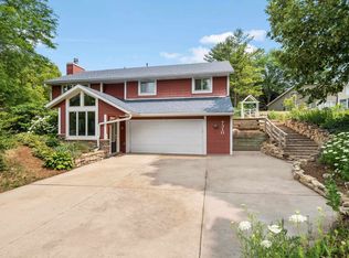 7310 Friendship Ln, Middleton, WI 53562