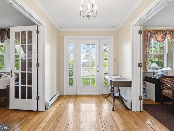 5th image of 1767 Yardley Langhorne Rd