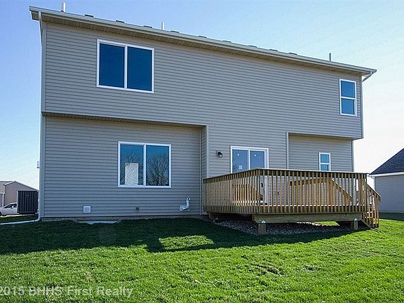 3rd image of 303 SE 14th St