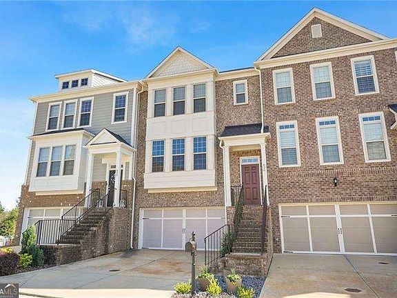 2nd image of 826 Bexley Park Way