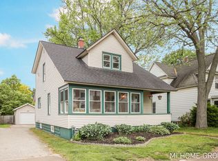 44 Taft St, Zeeland, MI 49464