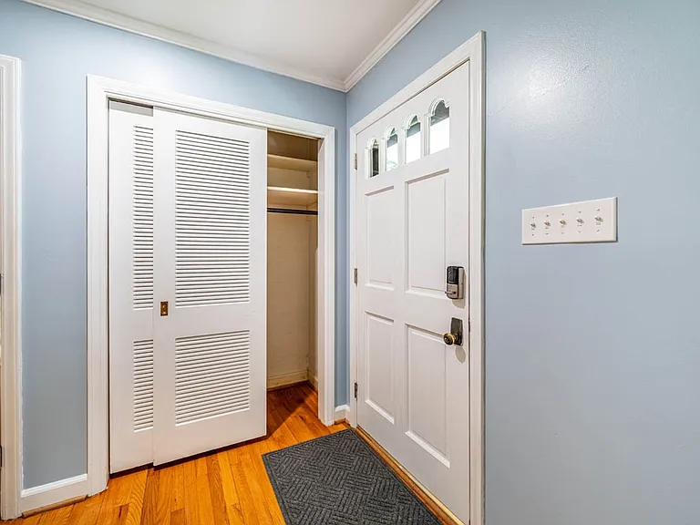 4222 Arbutus Dr — Photo 15