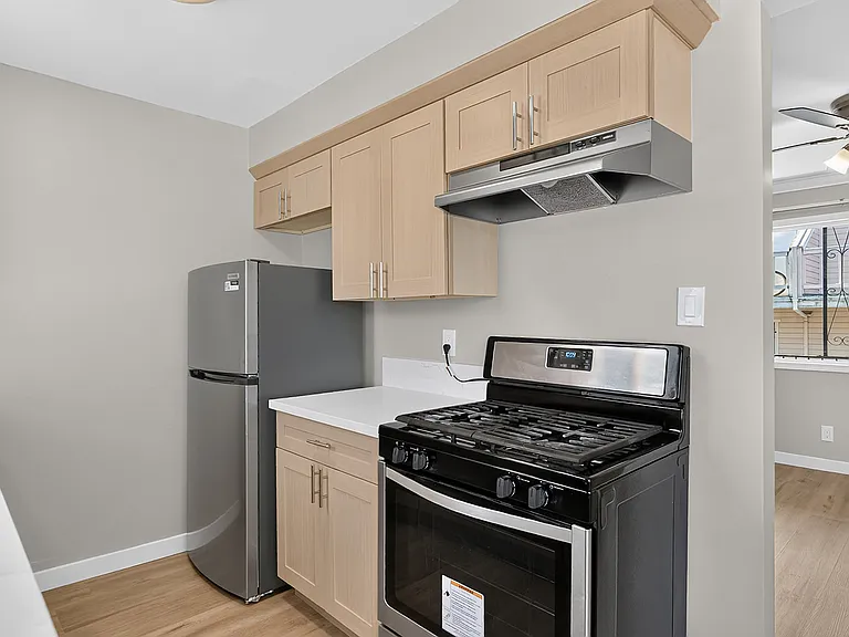 316 N Moore Ave #G — Photo 11