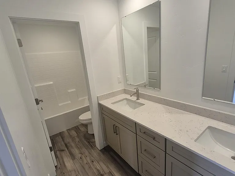 1761 N Big Star Ave — Photo 7