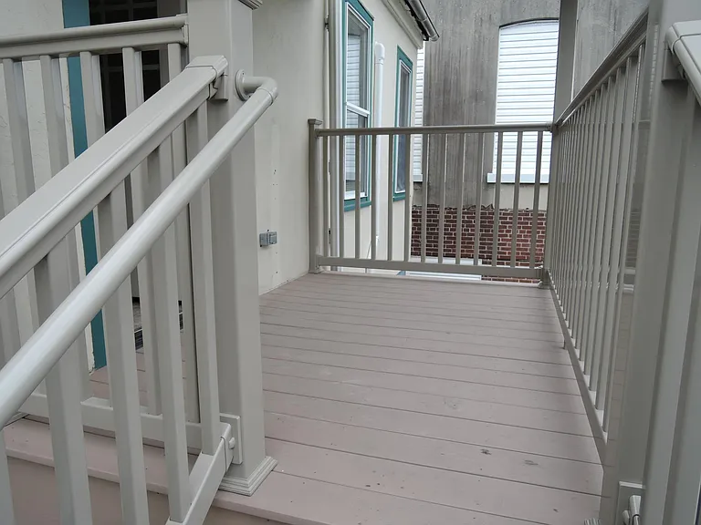 Private Coverd Porch