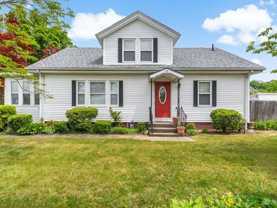 28 Central Ave, Seekonk, MA, 02771