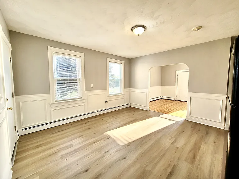 524 Charles St #1R — Photo 4