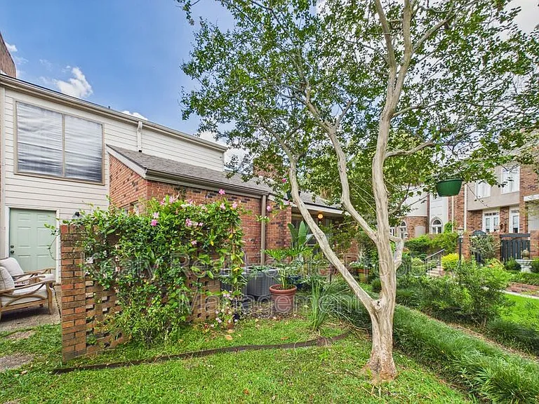 604 Briargate Walk Cir — Photo 28