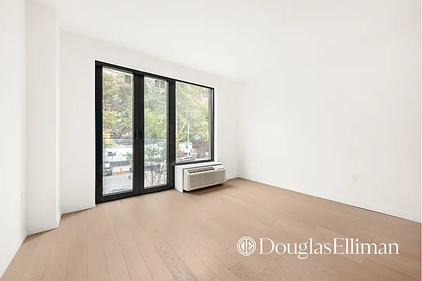 Rented by Douglas Elliman | media 14