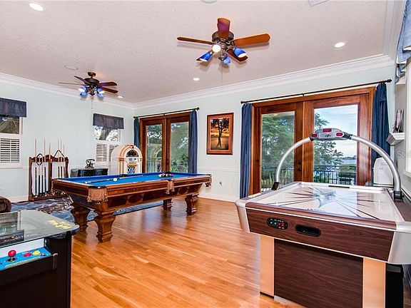 4th image of 705 89th Ct NW