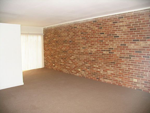 2nd image of 1755 Forest Hill Blvd APT 1