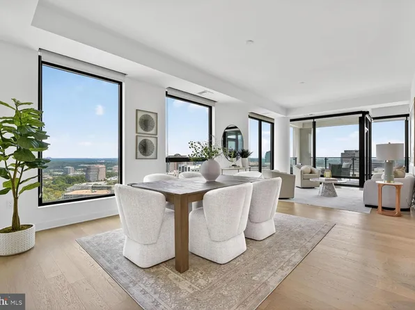 1650 Silver Hill Dr #1901, McLean, VA 22102