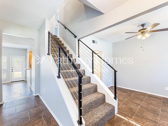 2nd image of 629 Teakwood Dr